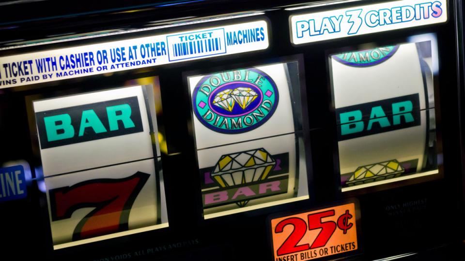 Leominster slots parlor vote