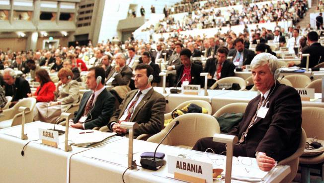 united nations meeting in coppenhagen december 200 Recalling its resolutions 58/200 of 23 december 2003, 59/220 of 22 december 2004 encourages the united nations conference on trade and development,. united nations meeting in coppenhagen december 200 Recalling its resolutions 58/200 of 23 december 2003, 59/220 of 22 december 2004 encourages the united nations conference on trade and development,.