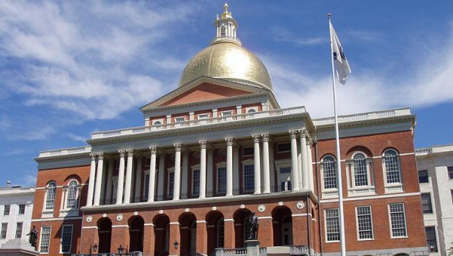 Another Year, Thousands More Free State House Tours For The Doric Docents - WGBH News
